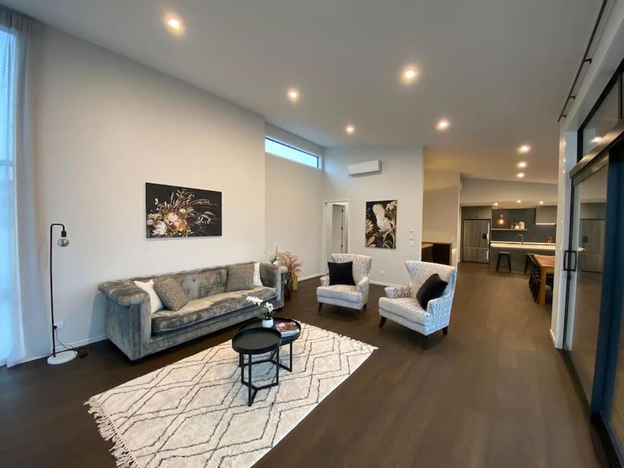 Luxury Escape In Cbd - Walking Distance To Town Villa Tauranga Luaran gambar