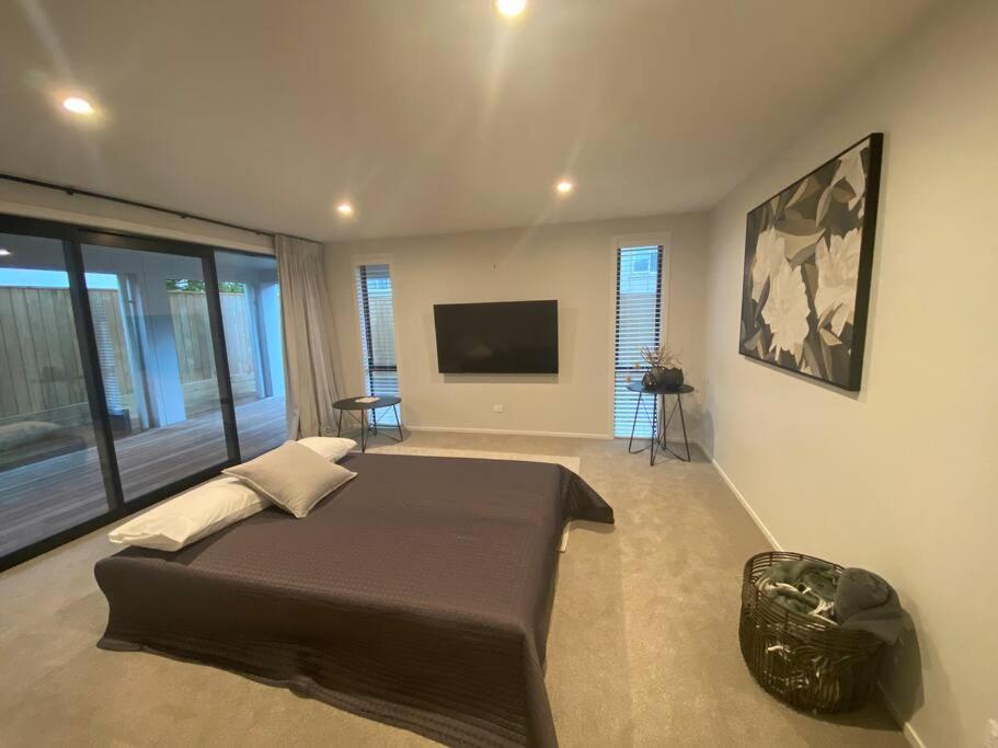 Luxury Escape In Cbd - Walking Distance To Town Villa Tauranga Luaran gambar