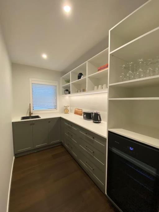 Luxury Escape In Cbd - Walking Distance To Town Villa Tauranga Luaran gambar