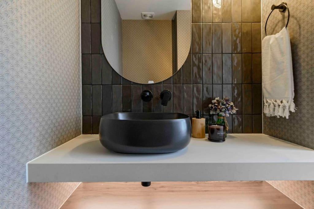 Luxury Escape In Cbd - Walking Distance To Town Villa Tauranga Luaran gambar